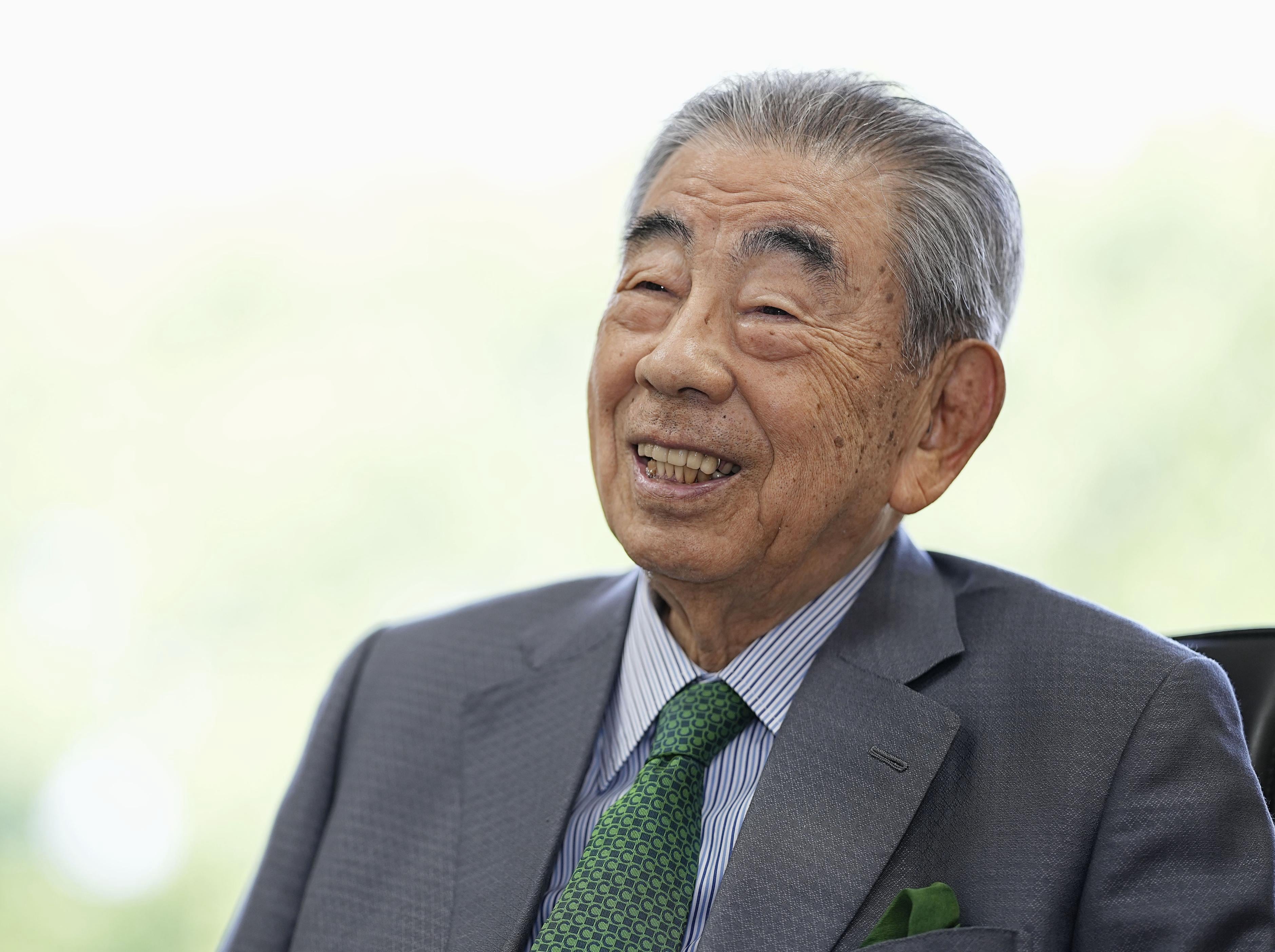 Toshifumi Suzuki, the Japanese behind the 'conbini' empire, has died. He was 93.