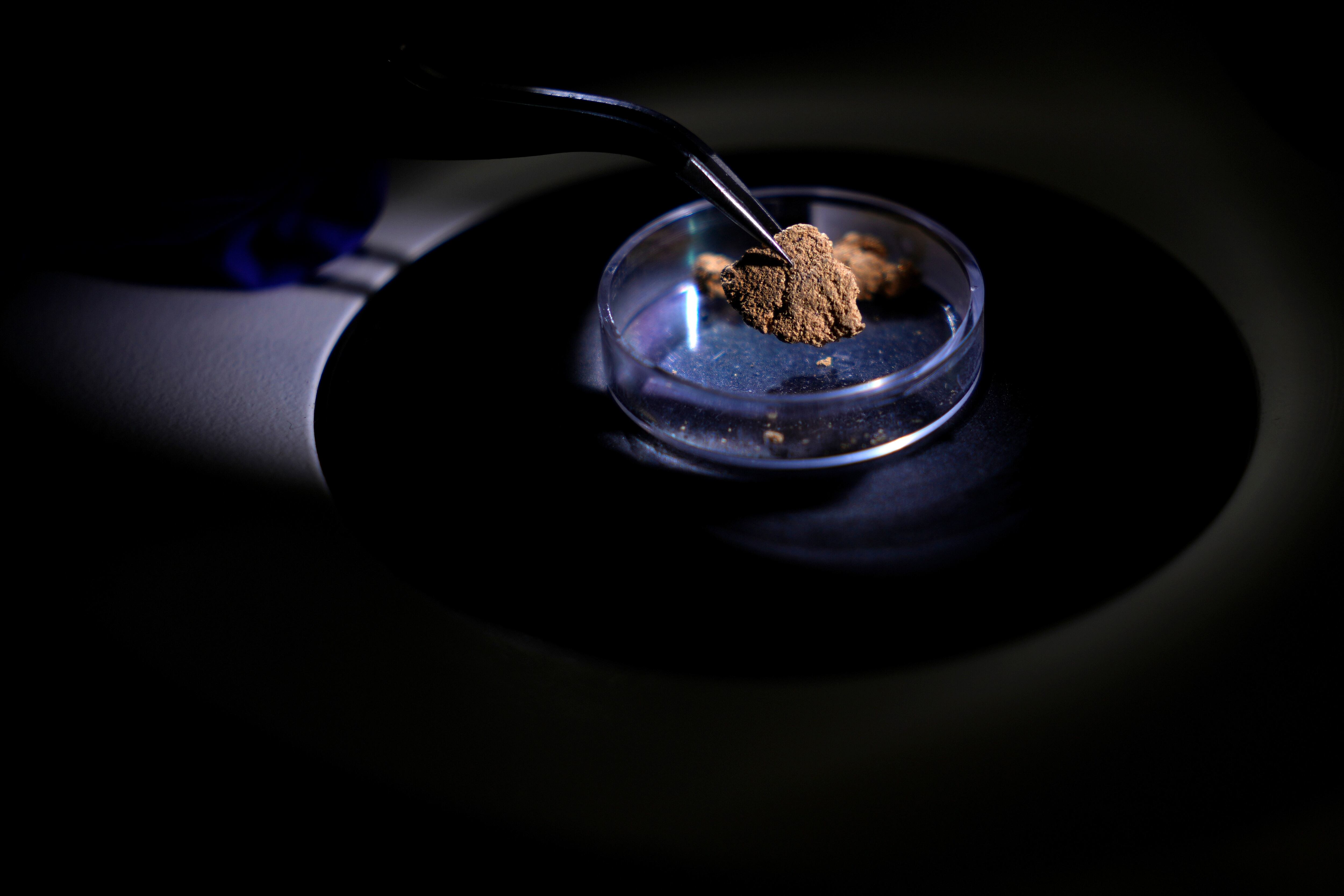 top dawg pawn tobacco rd Best road hi-res stock photography and images Brazil uses gold fingerprinting to